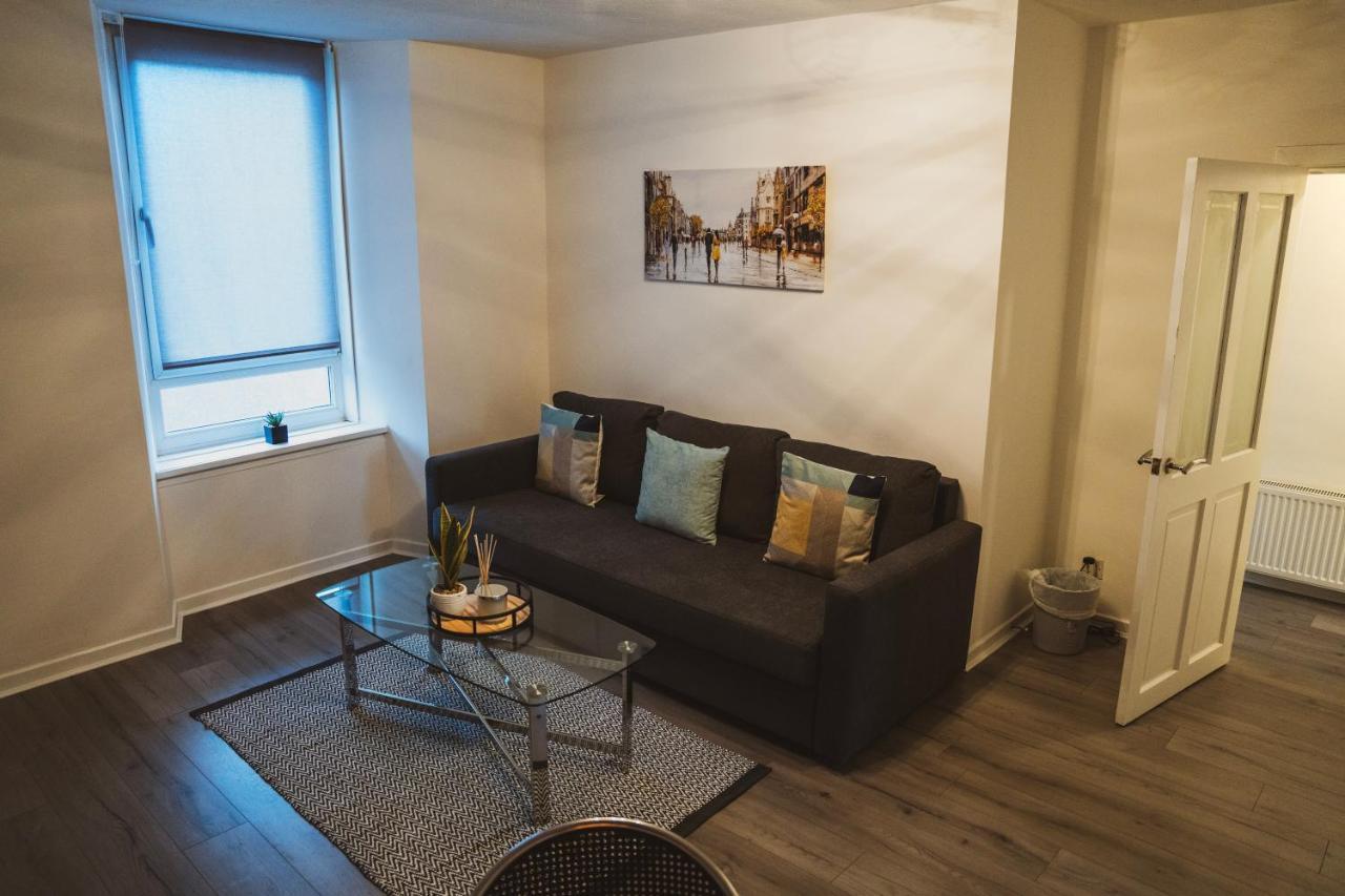 1 Bedroom Flat With Easy Parking/public Transport Dundee